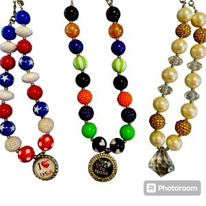 Girls New Bubblegum Necklaces Holiday set